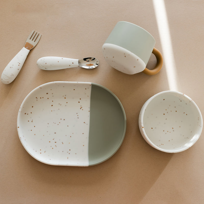 Dinnerware